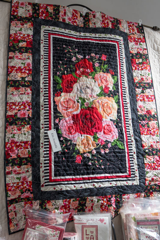 La Vie En Rose Quilt Kit